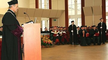 Doktorat honoris causa PWr - Prof. A. Katritzky